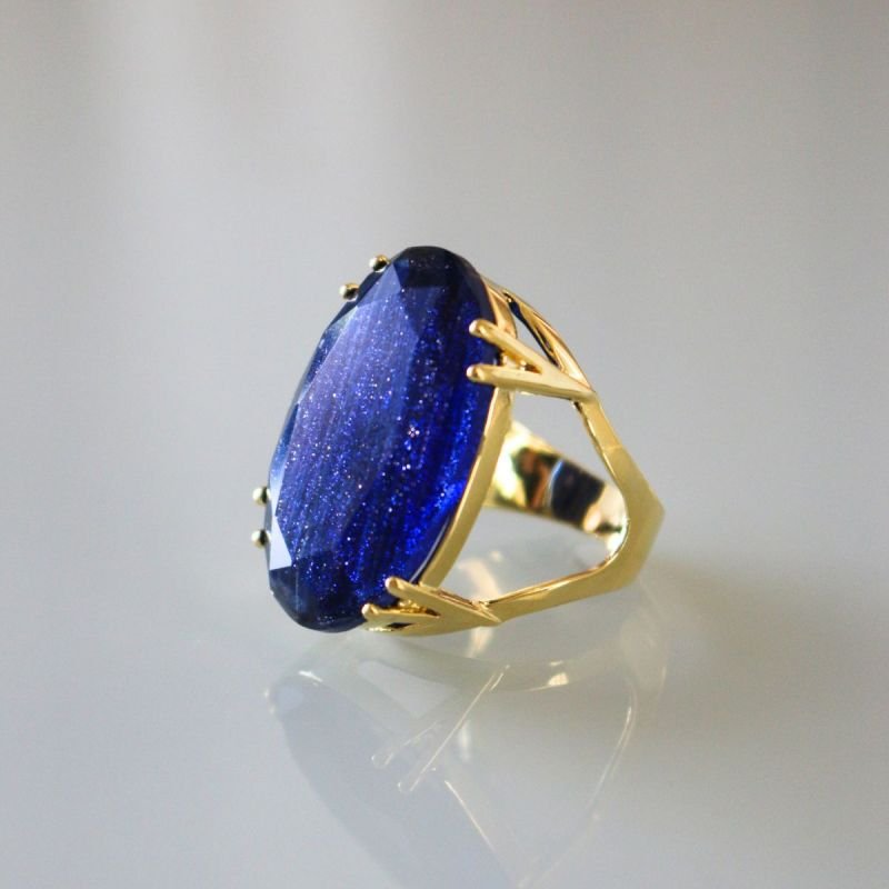 Anel com Cristal Azul Banhado a Ouro 18k