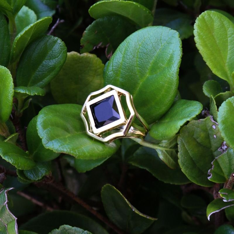 Anel com Cristal Banhado a Ouro 18k