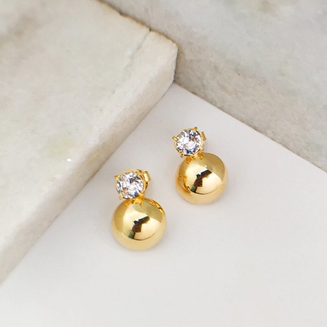 Brinco Base Cristal com Bola Lisa Banhado a Ouro 18k