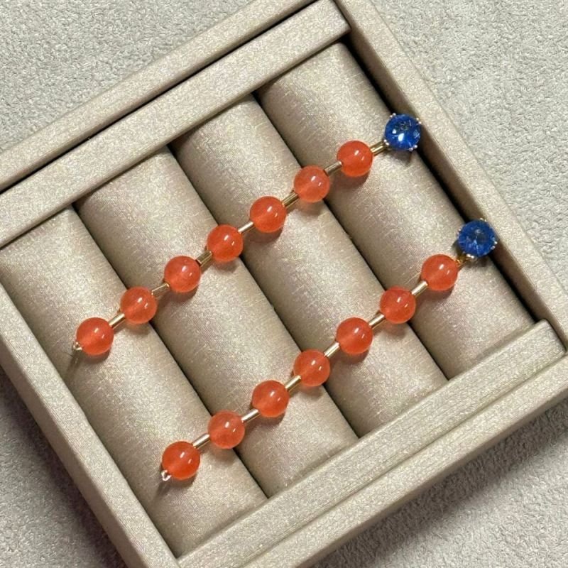 Brinco Base Cristal com Bola de Jade Banhado a Ouro 18k