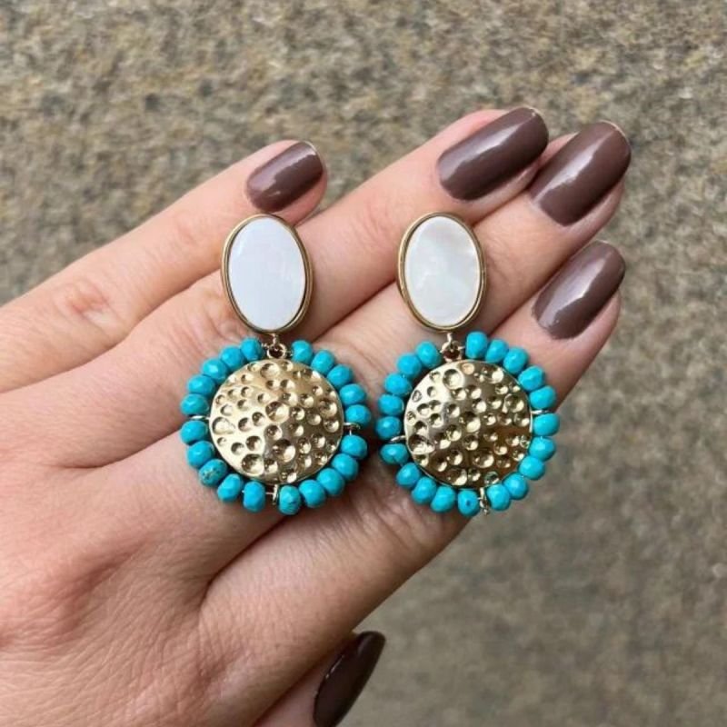 Brinco Base Madrepérola com Discos de Jade Banhado a Ouro 18k