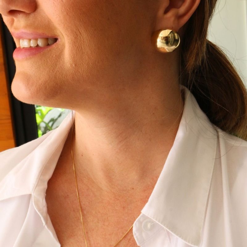 Brinco de Bola Lisa Banhado a Ouro 18k
