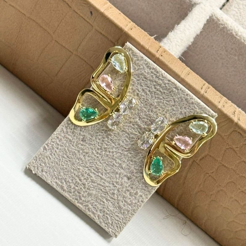 Brinco de Borboleta com Cristal Banhado a Ouro 18k