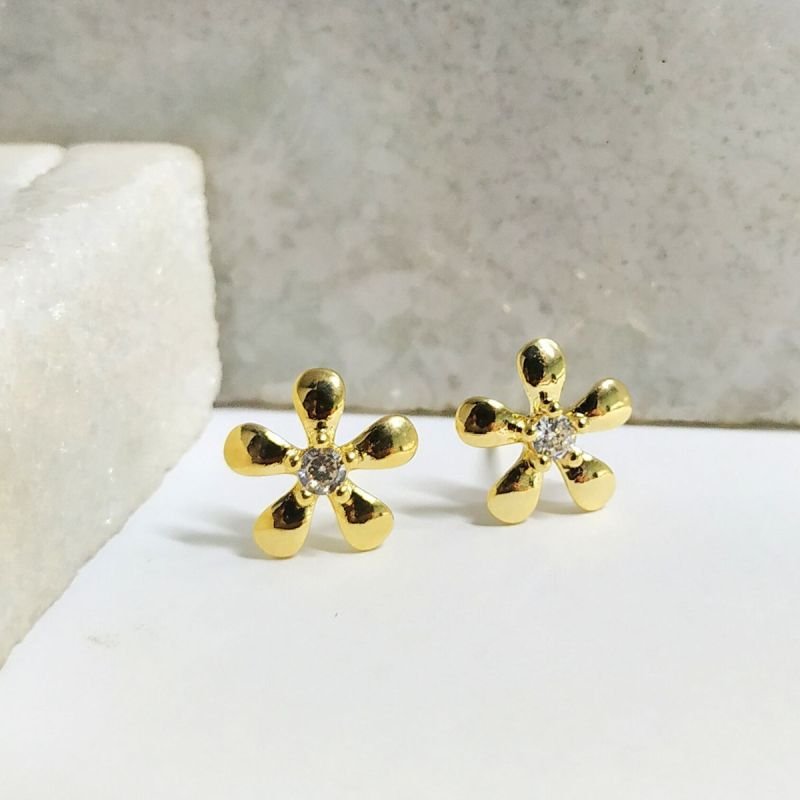 Brinco de Flor com Zircônia Banhado a Ouro 18k