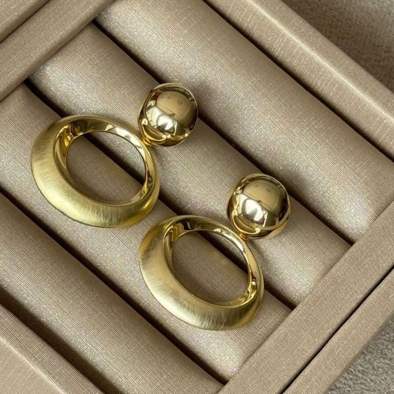 Brinco Redondo com Aro Banhado a Ouro 18k