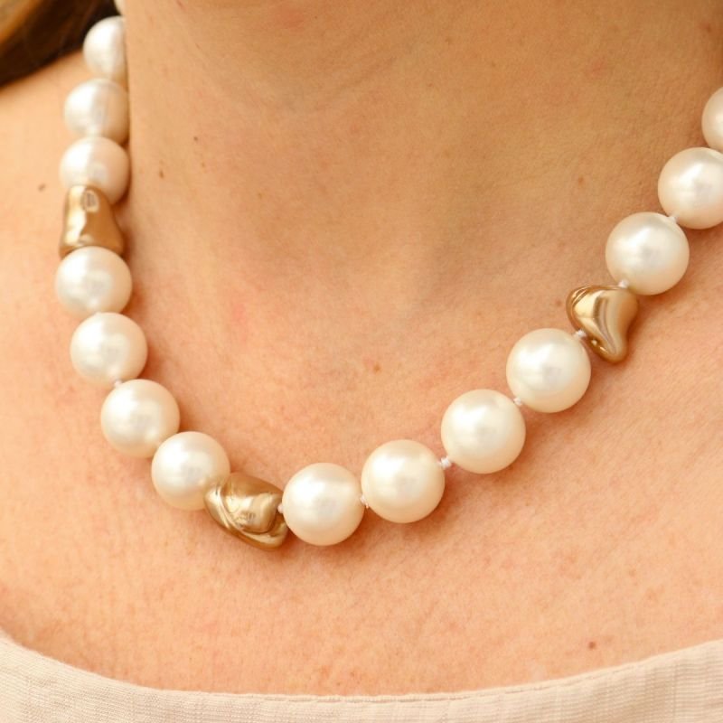 Colar com Pérola Shell e Pérola Bronze Banhado a Ouro 18k