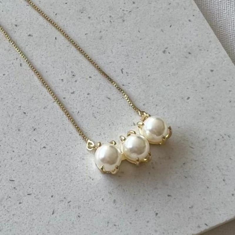 Colar com Pérolas Banhado a Ouro 18k