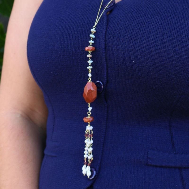 Colar Longo com Pérola e Pedra Goldstone Banhado a Ouro 18k