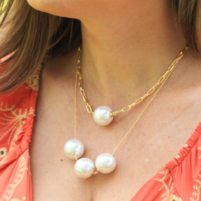 Colar Longo com Pérolas Banhado a Ouro 18k