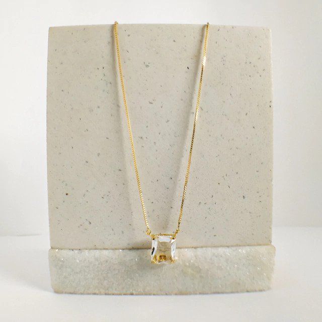 Colar Solitário de Cristal Banhado a Ouro 18k