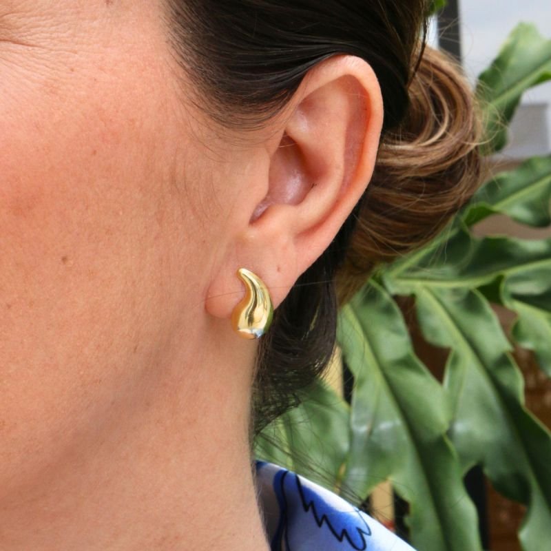 Conjunto de Gota Banhado a Ouro 18k