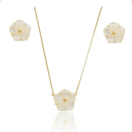 Conjunto Flor de Madrepérola Banhado a Ouro 18k