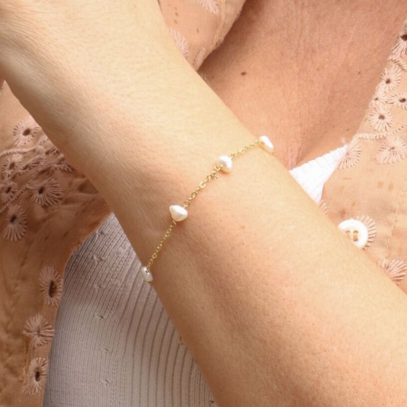 Pulseira com Pérola Banhado a Ouro 18k